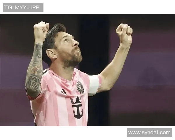 梅西赛场微小动作引发球迷热议 视频中细节成焦点 梅西赛场微小动作引发球迷热议 视频中细节成焦点